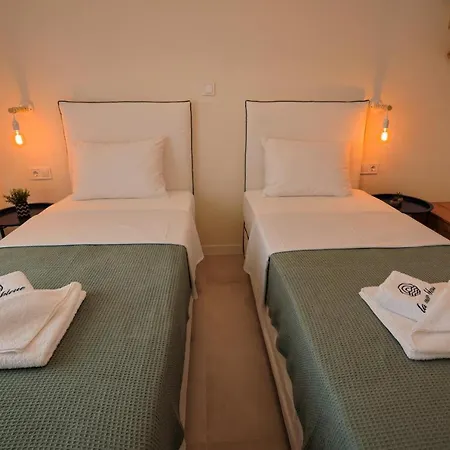 La Bleue Beachfront Boutique * Vrahati