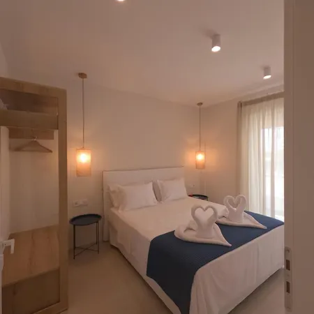 La Bleue Beachfront Boutique * Vrahati