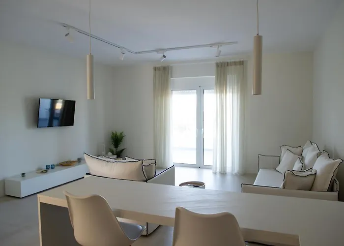 La Bleue Beachfront Boutique Appartamento