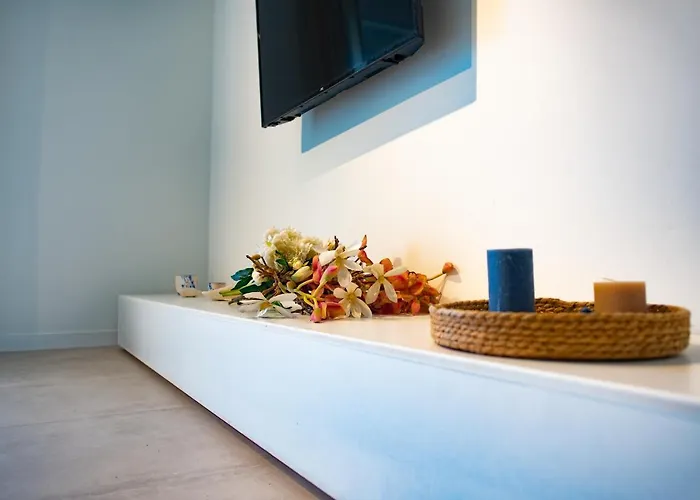 Διαμέρισμα La Bleue Beachfront Boutique